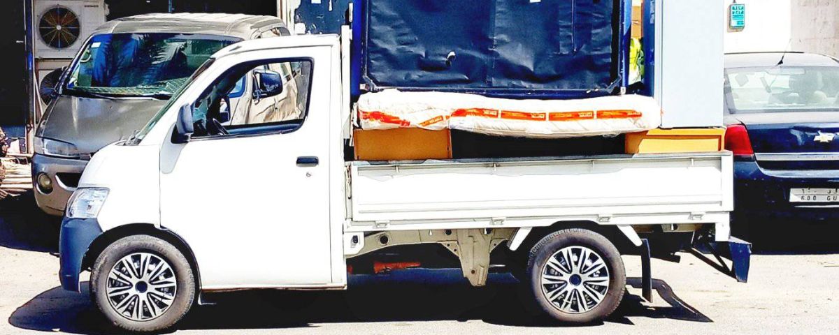 Dabbab Truck available for moving services